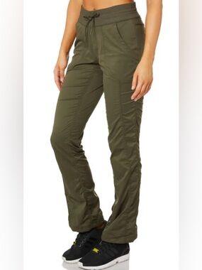 North Face Women’s Athletic Pants (Size M) Olive Utility Straight-Leg Pants